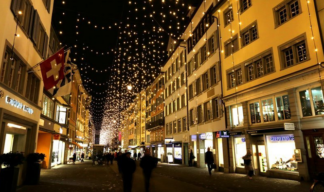 Stroll along the Bahnhofstrasse for a first class flight of fancy. - IFlyFirstClass