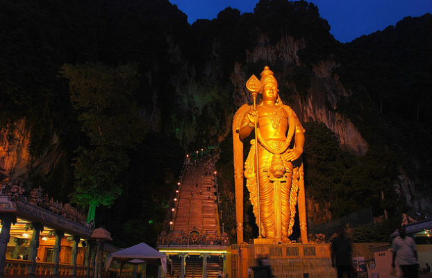 Take business class deals to KL for an authentic experience at Batu Caves. Take business class deals to KL for an authentic experience at Batu Caves. - IFlyFirstClass
