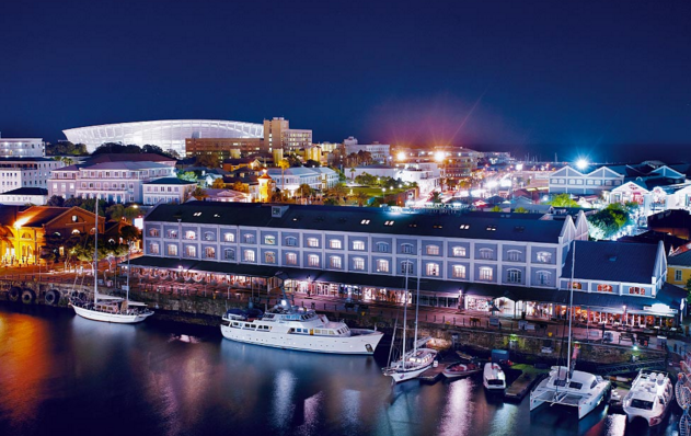 Last Minute Flight Deals Lead the Way to A Shopping and Entertainment Extravaganza at the Waterfront - IFlyFirstClass