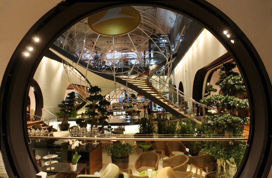 Turkish AIrlines Istanbul Lounge Turkish AIrlines Istanbul Lounge - IFlyFirstClass