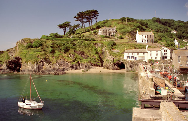 Book discounted business class tickets to London, then take a quick train ride to Cornwall for seaside fun. - IFlyFirstClass