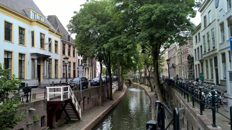 Book last minute flights to Brussels, Dusseldorf or Amsterdam to enjoy Utrecht. Book last minute flights to Brussels, Dusseldorf or Amsterdam to enjoy Utrecht. - IFlyFirstClass
