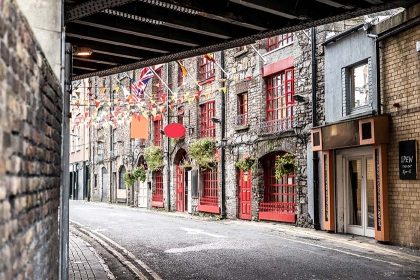 First Class Airline Tickets to Ireland - IFlyFirstClass