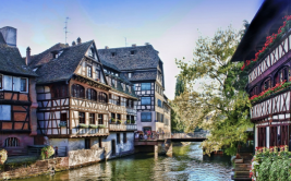 first class flight to Strasbourg - IFlyFirstClass